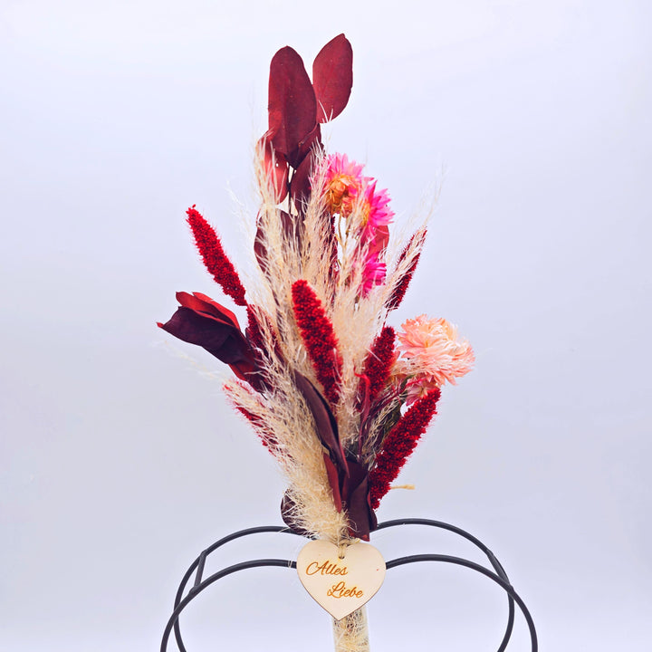 Vase mit Trockenblumen