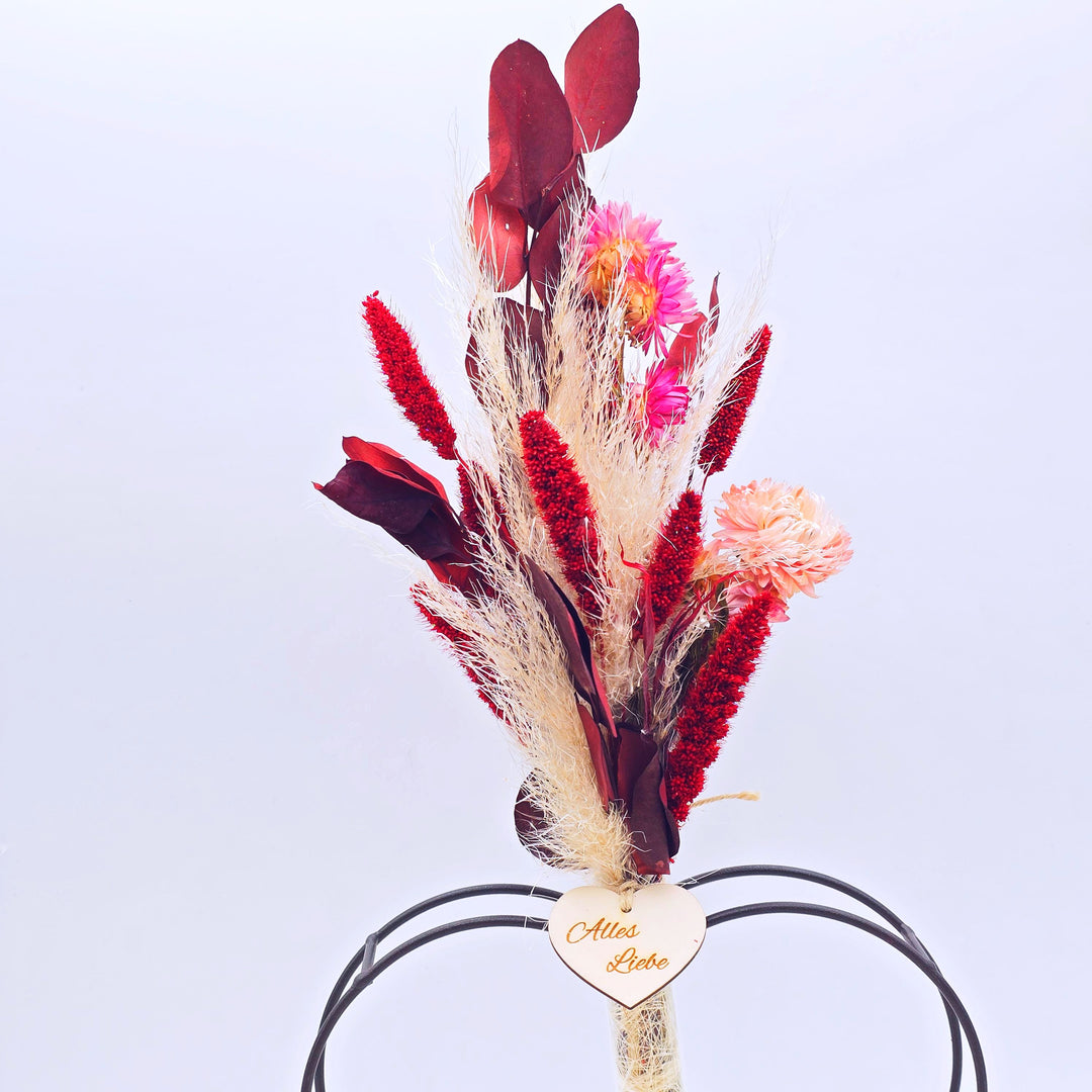 Vase mit Trockenblumen