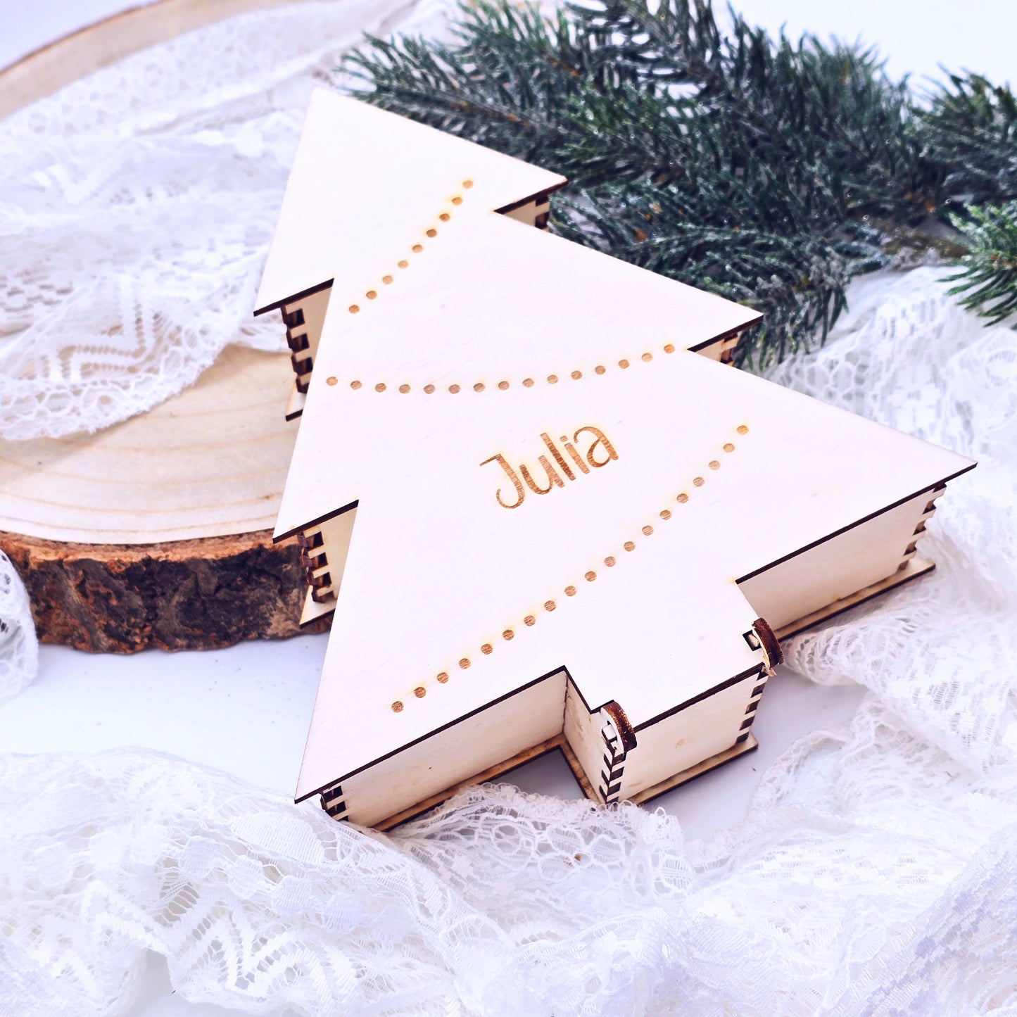 Weihnachtsbaum aus Holz | Geschenke Weihnachten| personalisiertes Weihnachtsgeschenk | kleine Geschenke | Wichtelgeschenk | Geschenkbox