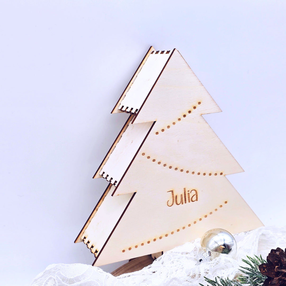 befüllbarer Tannenbaum aus Holz
